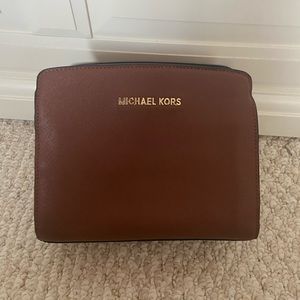 MICHAEL KORS saffiano leather bag